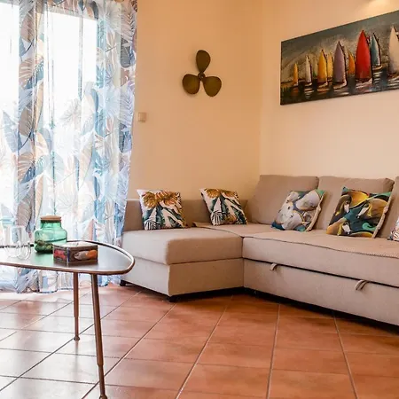 Nikolina Rab Appartement *